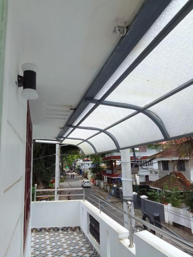 Joseys Homestay Kochi エクステリア 写真
